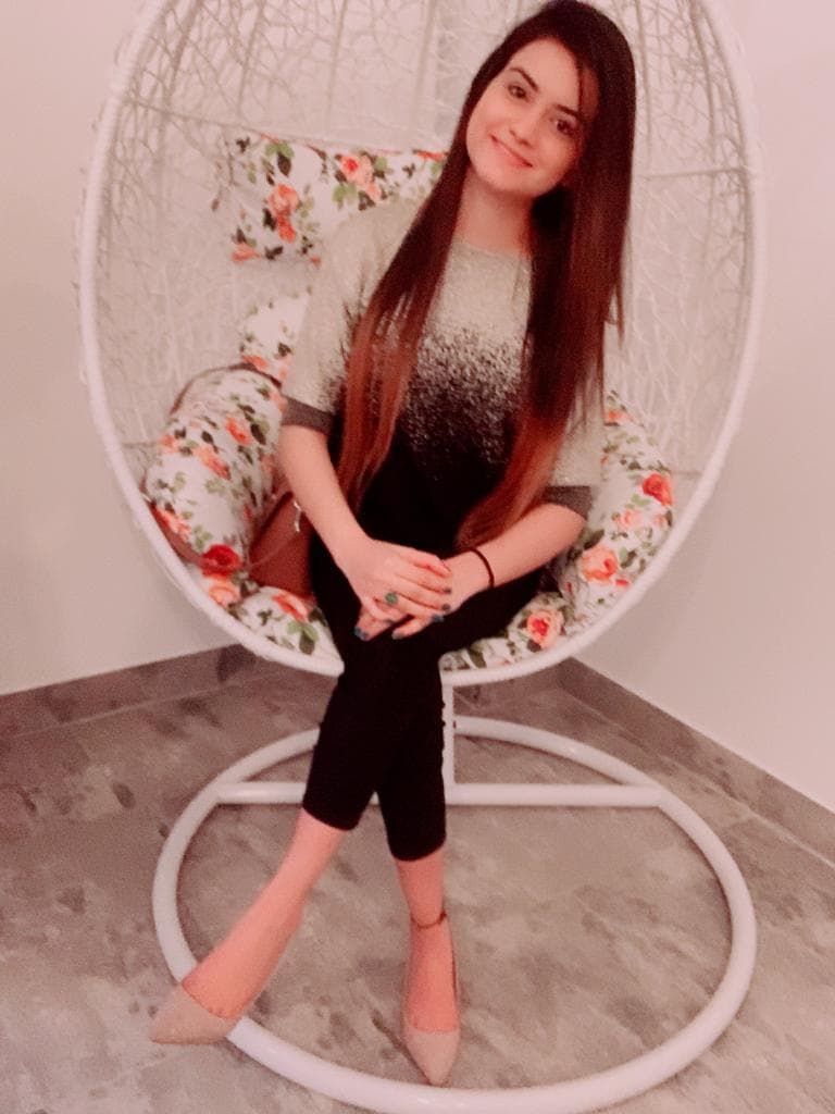 Neelam Vip student - صورة مرافقة 10 في Dubai