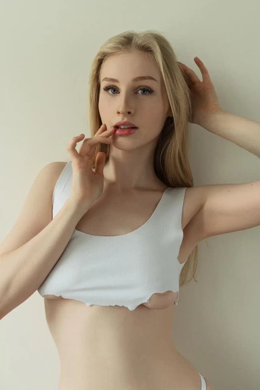 Yana - escort photo 1 in Dubai