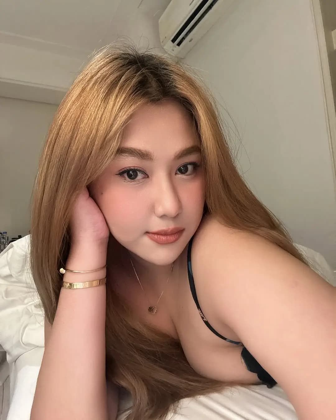 Yumi - escort photo 2 in Dubai