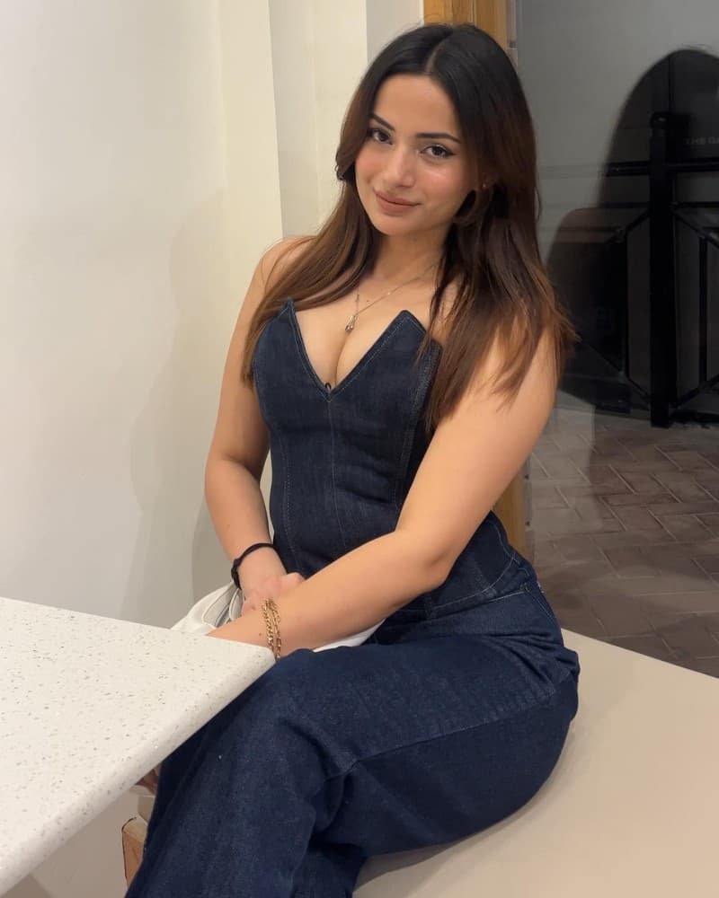 Anisha - escort photo 3 in Dubai