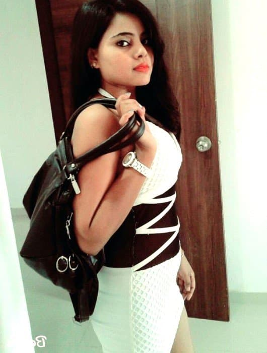 Sneha Sethi - صورة مرافقة 4 في Dubai