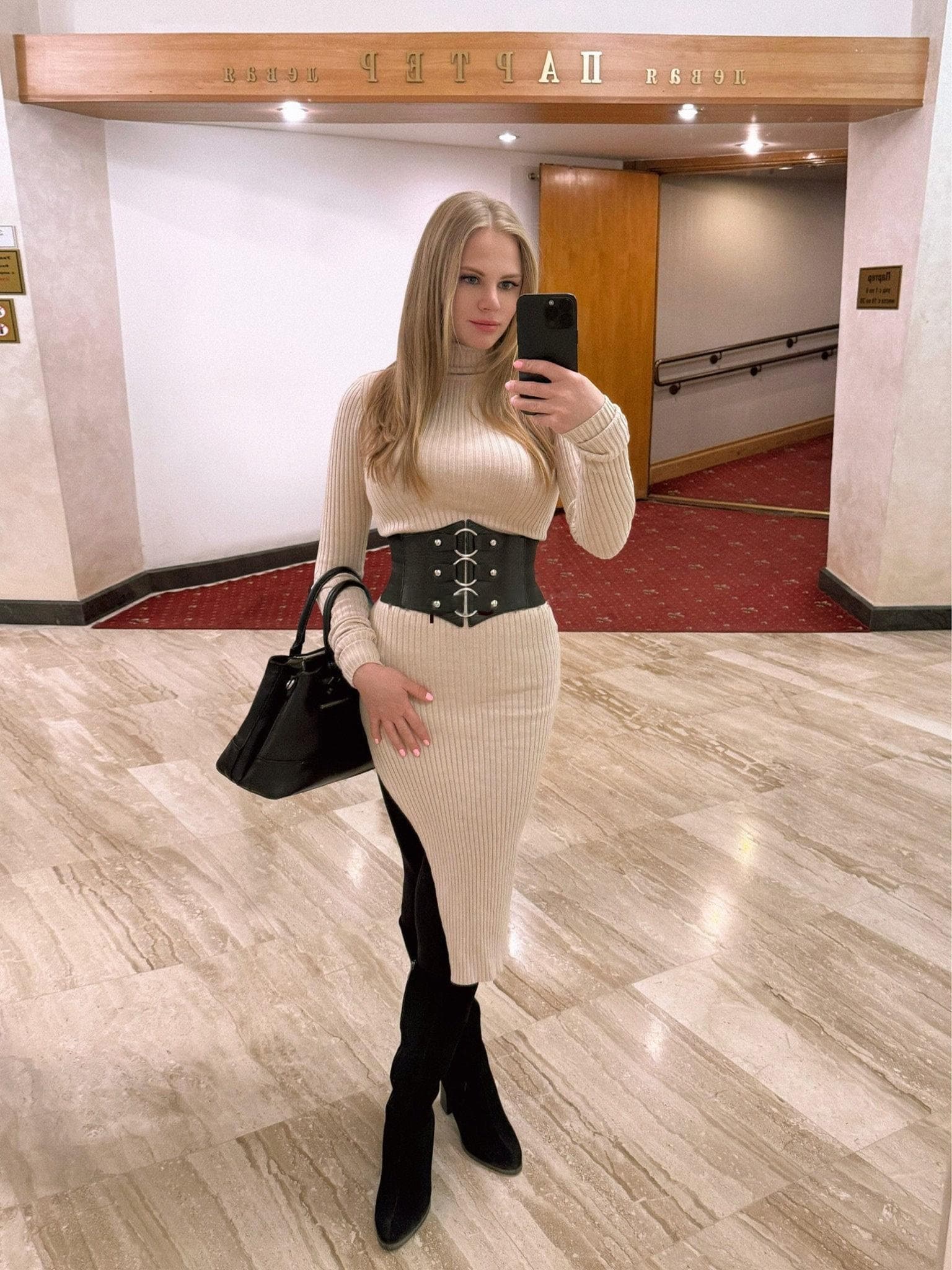 Diana - фото эскорт 4 в Dubai