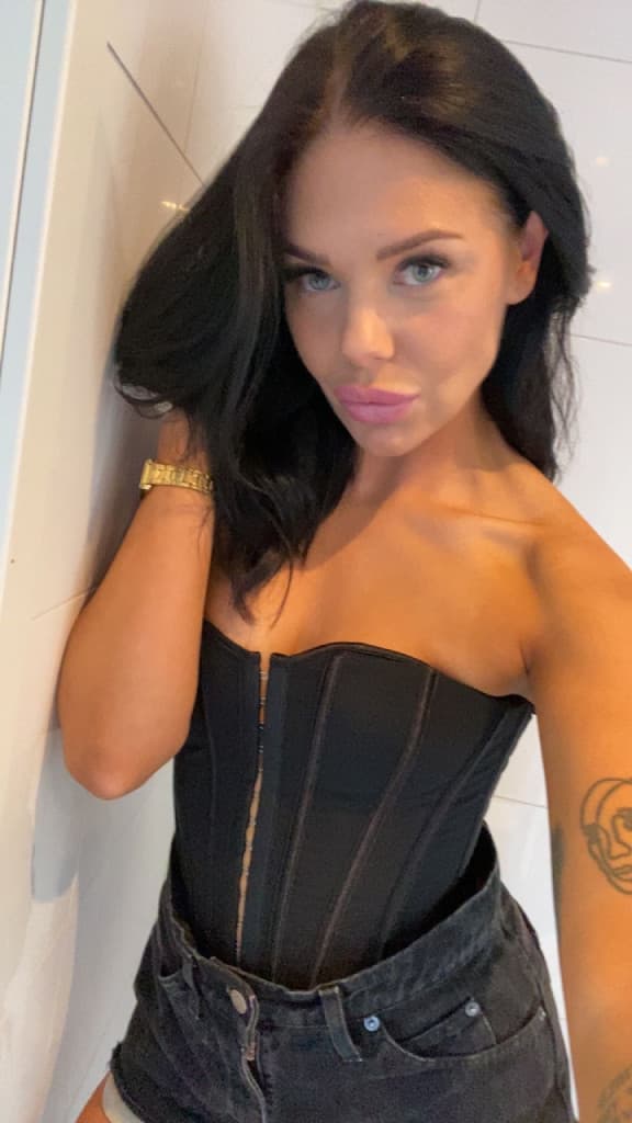 Seline - صورة مرافقة 7 في Dubai