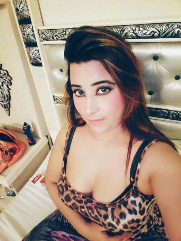 Dubai Escor - фото эскорт 1 в Dubai