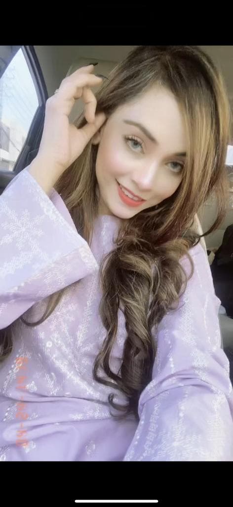 Simran Kaur - صورة مرافقة 1 في Dubai