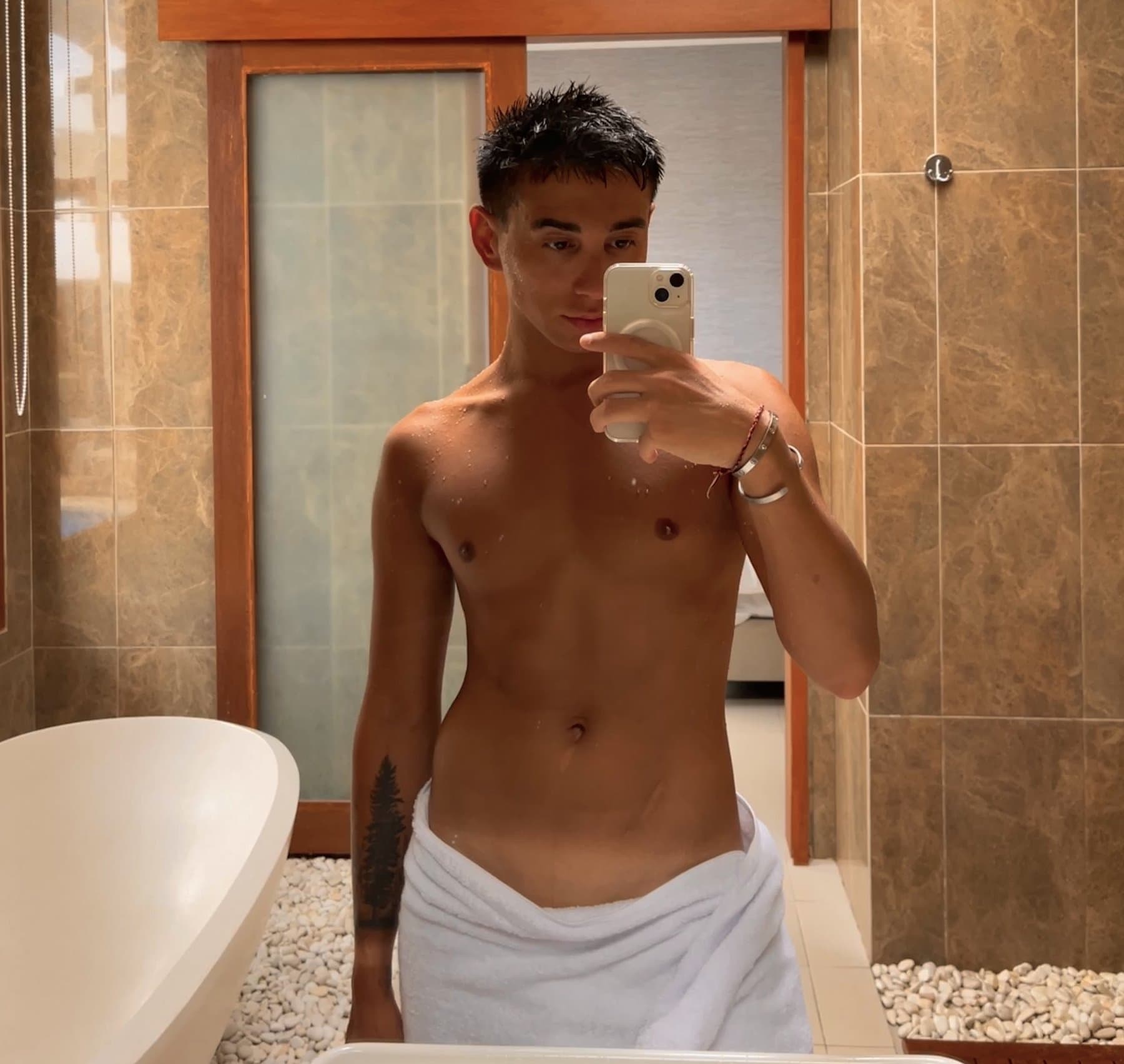 Twink Zee - escort photo 5 in Dubai