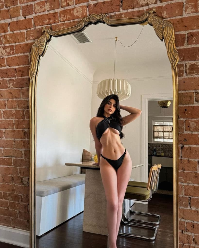 Ellie Say Hi - صورة مرافقة 6 في Dubai