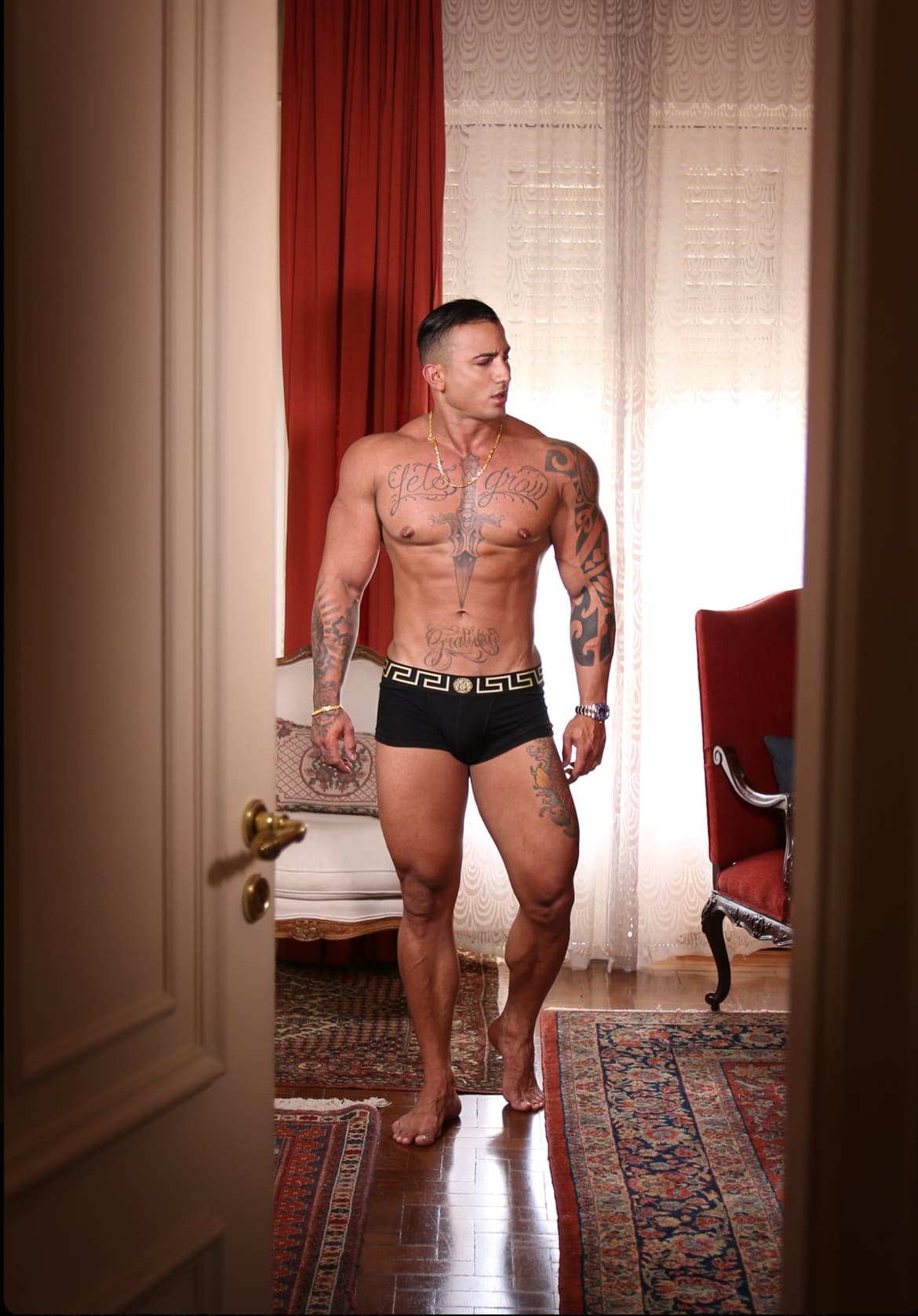 Dominic - escort photo 19 in Dubai