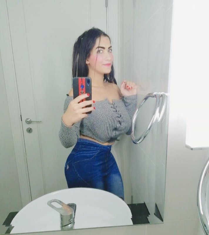 Busty Teen Anaya - صورة مرافقة 2 في Dubai