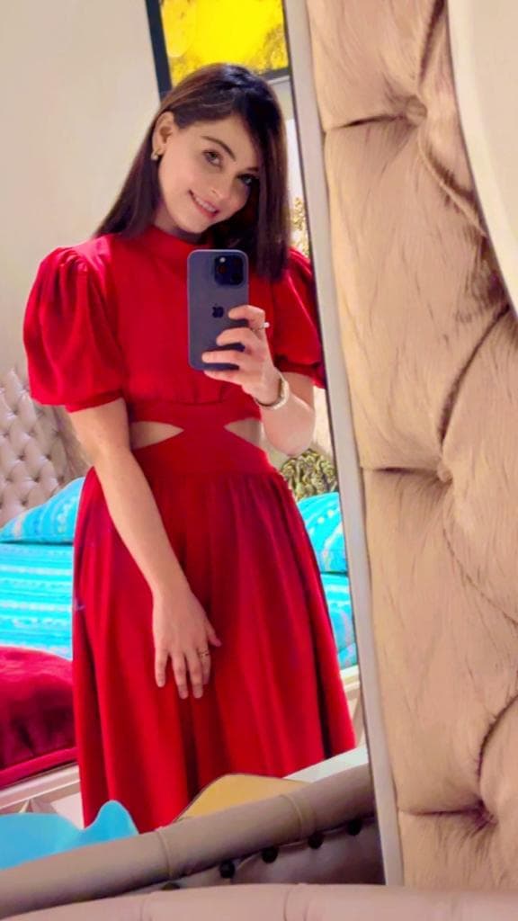 Simran Kaur - صورة مرافقة 3 في Dubai