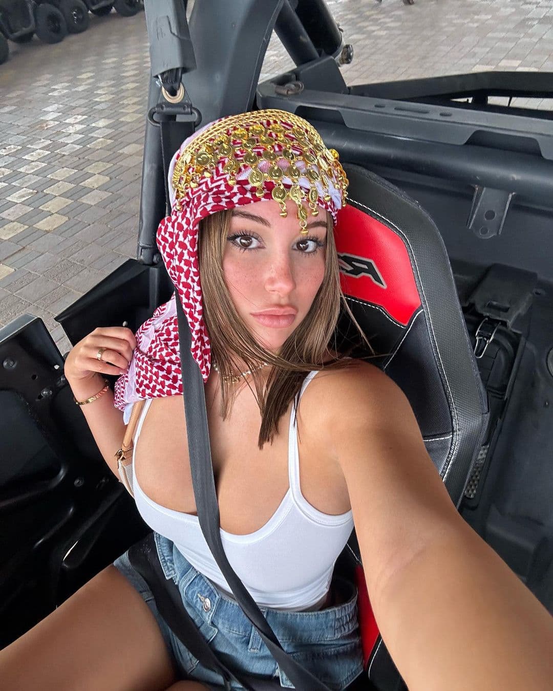 Leona - escort photo 5 in Dubai