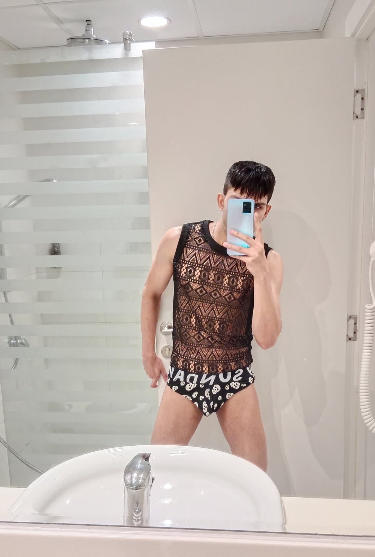 Skinny Boy - escort photo 7 in Dubai