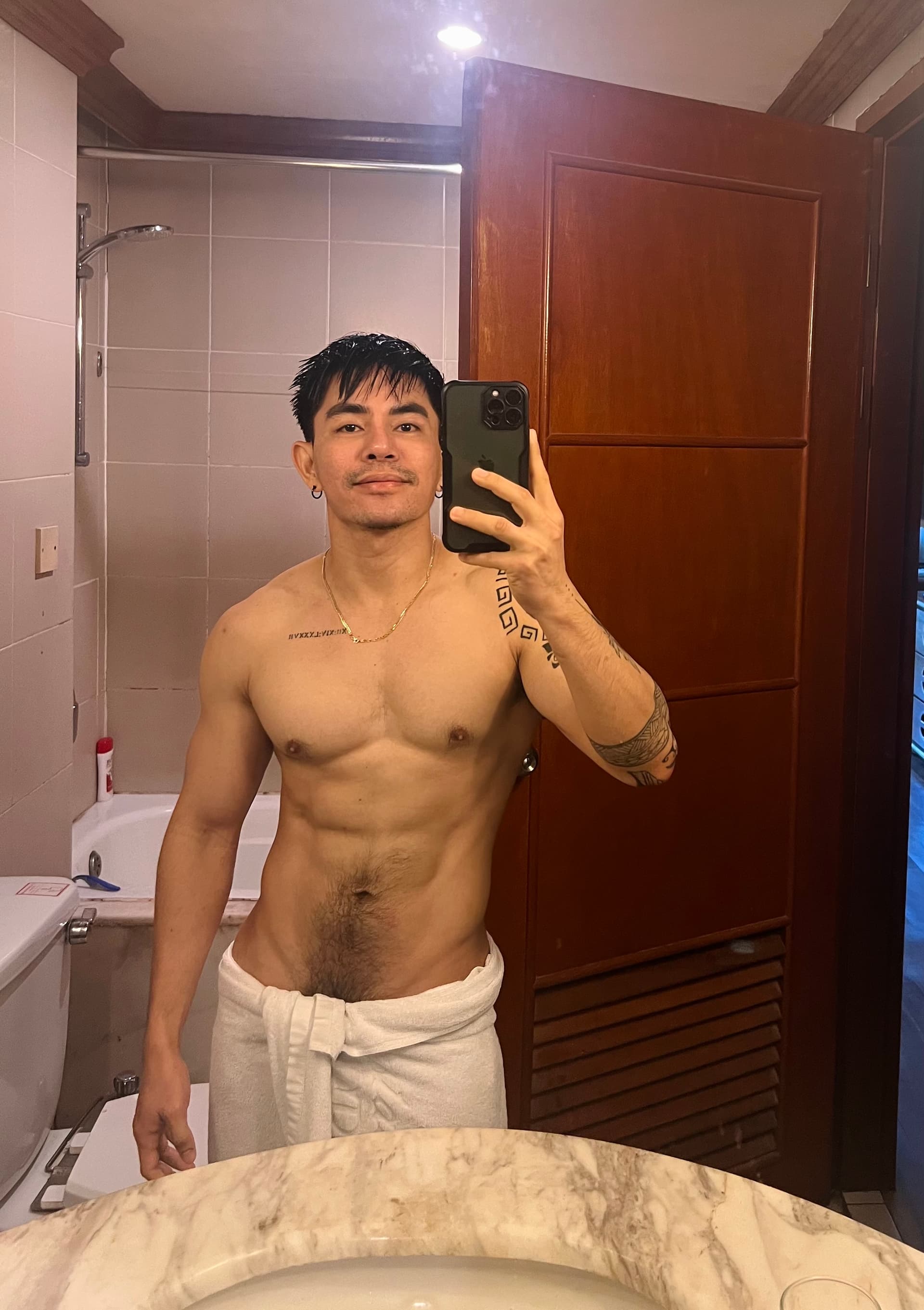 June-EscortMasseur - escort photo 5 in Dubai