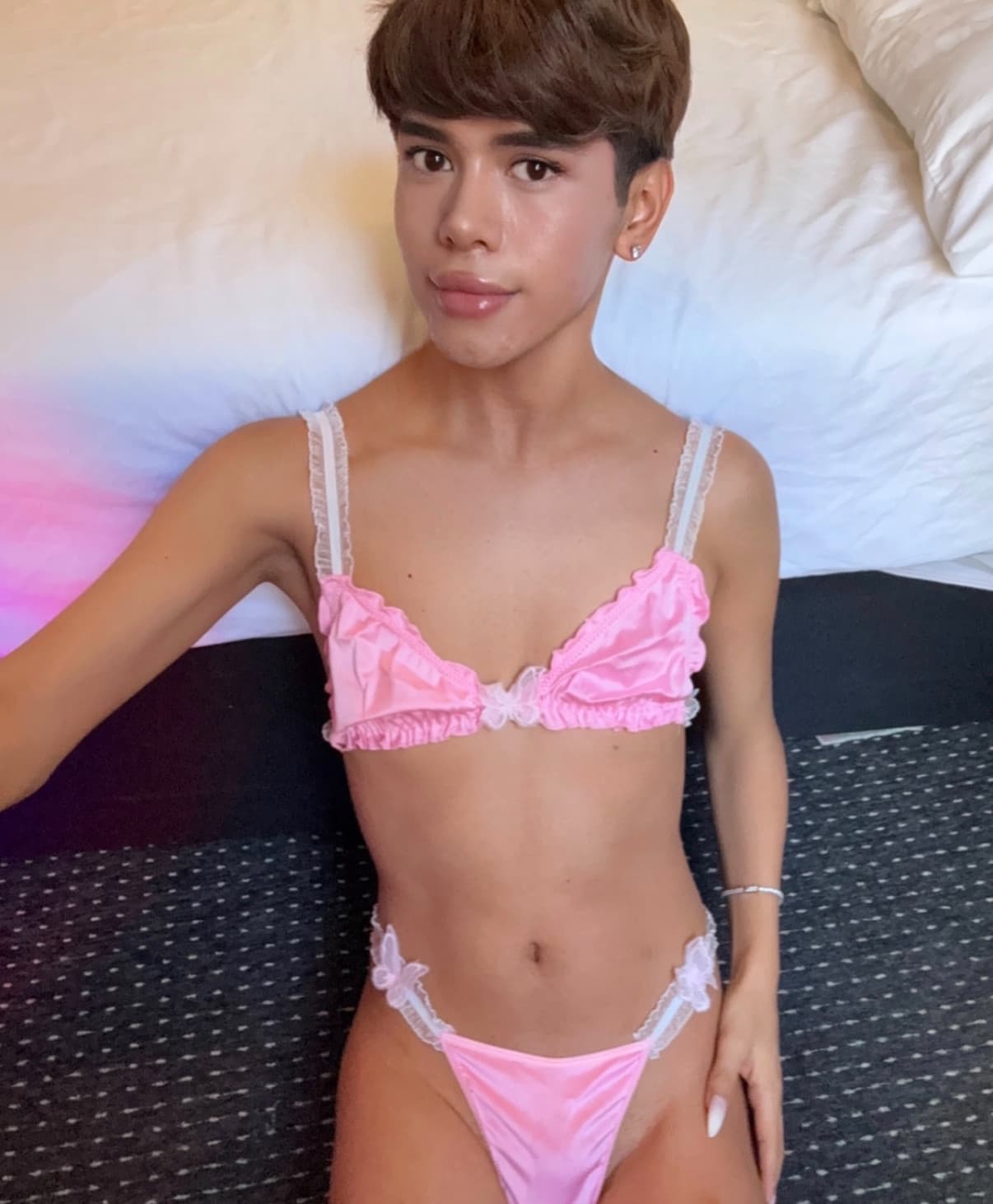 Alo Femboy - escort photo 1 in Dubai
