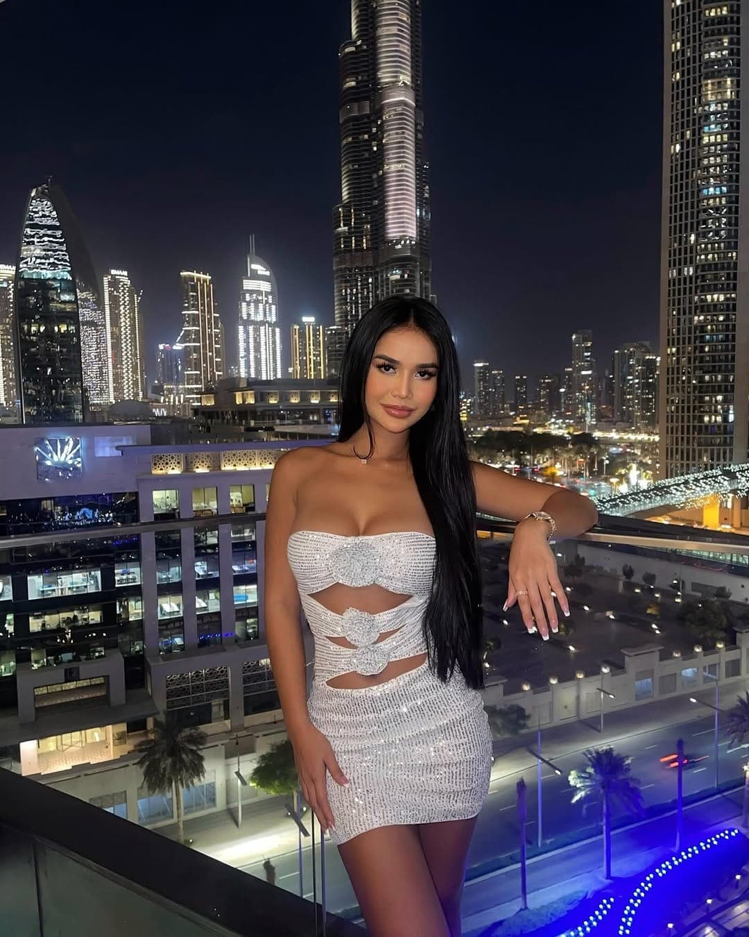 Mie - escort photo 1 in Dubai