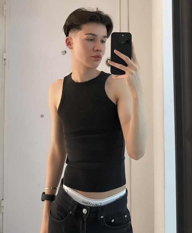 Mika Twink