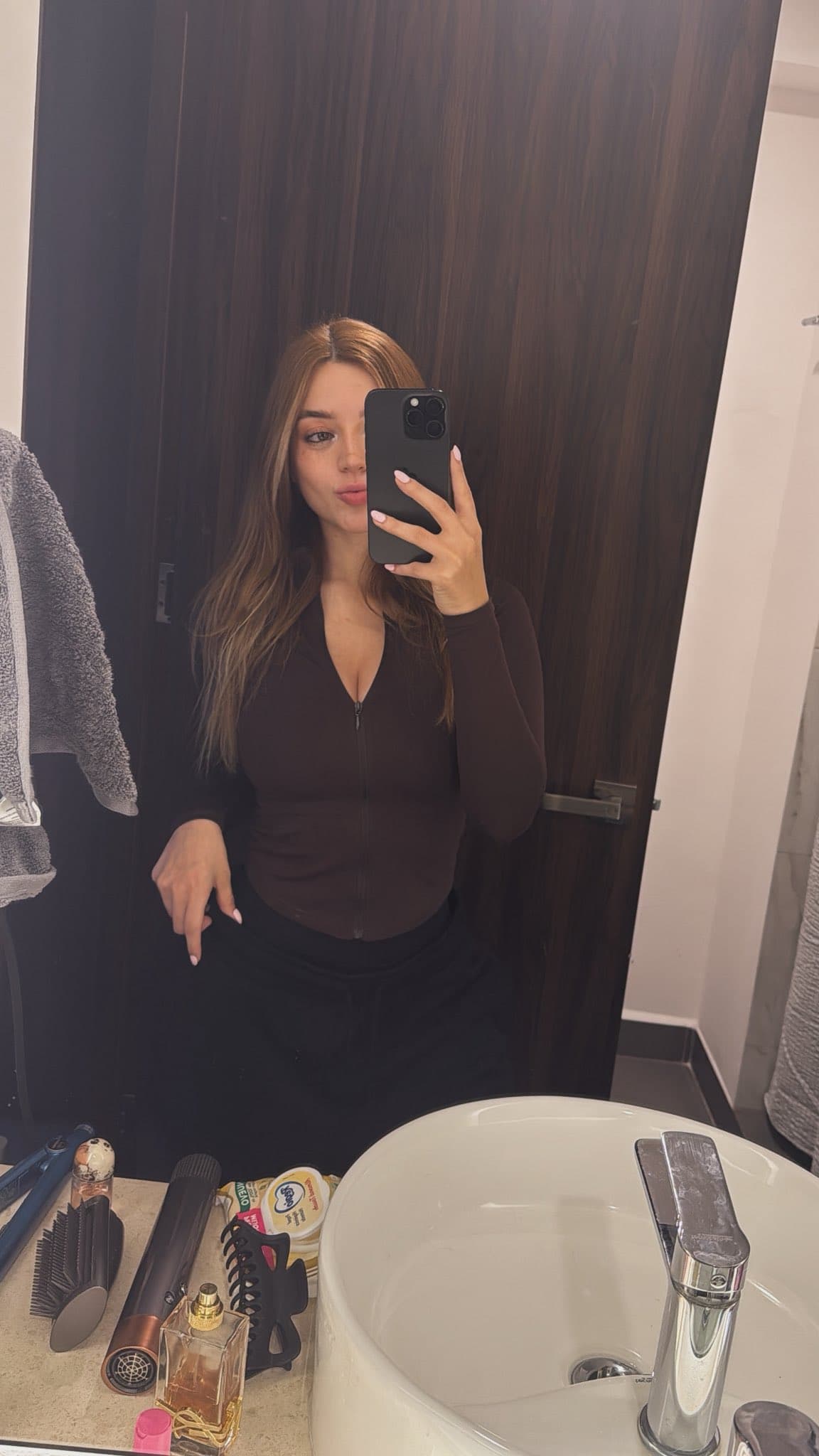 Molly - escort photo 3 in Dubai