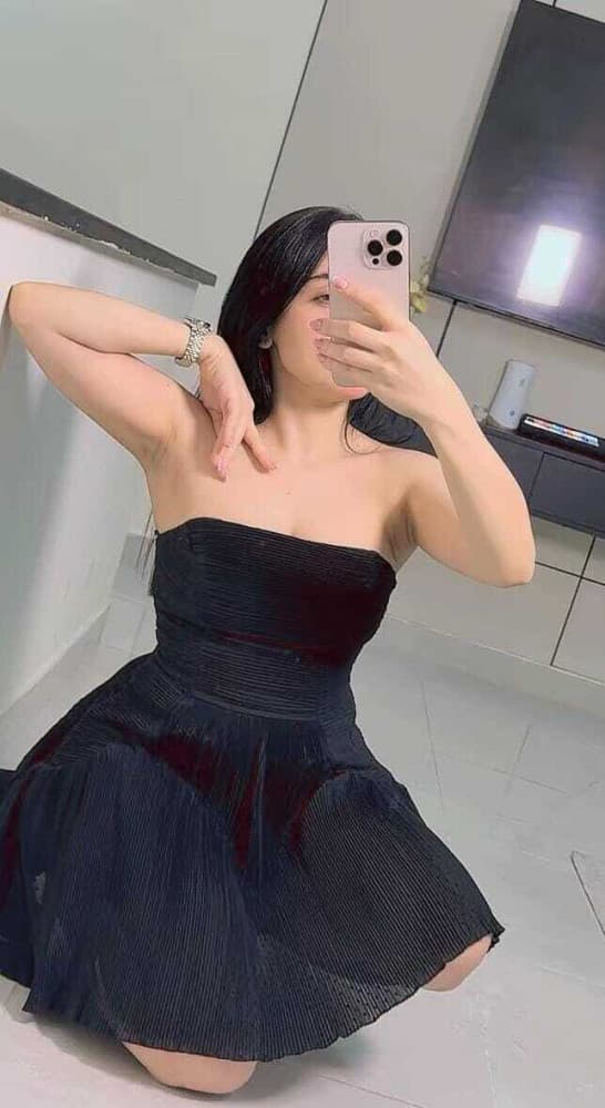 Amira - escort photo 3 in Dubai