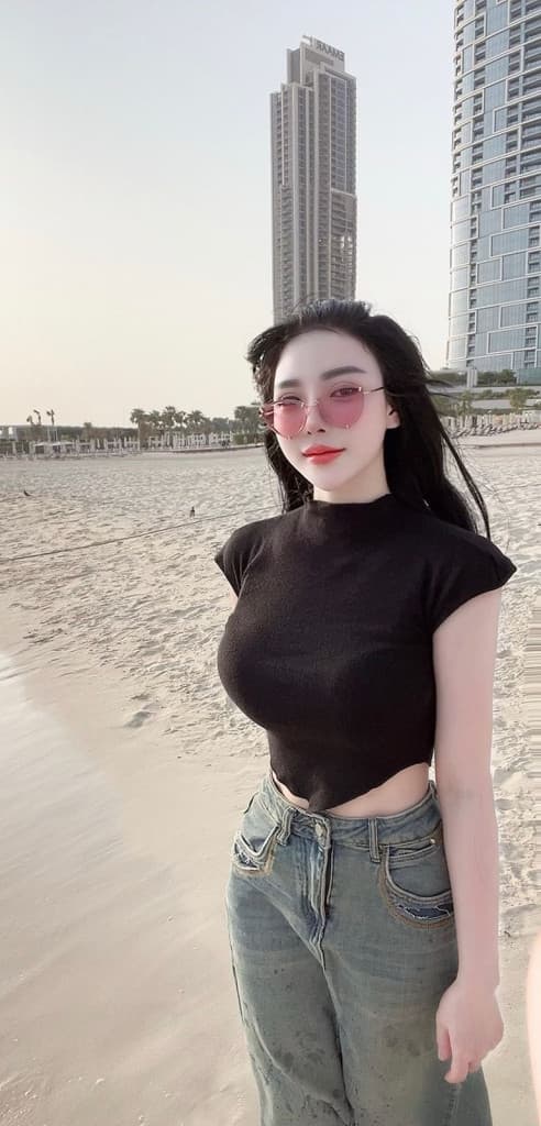 Lina - escort photo 6 in Dubai