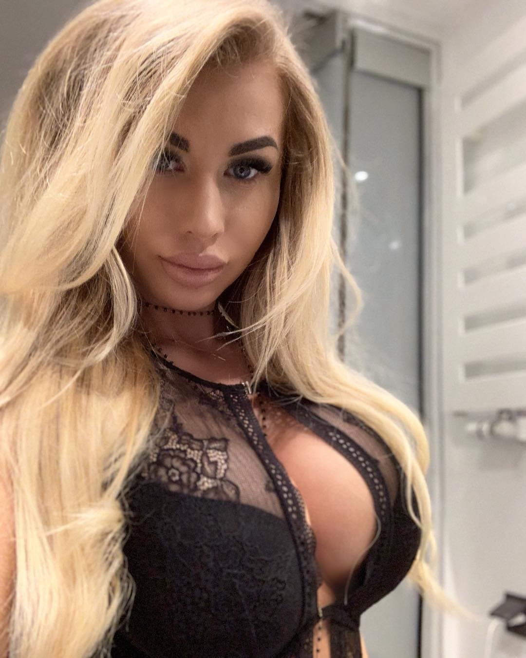 Lara - фото эскорт 3 в Dubai