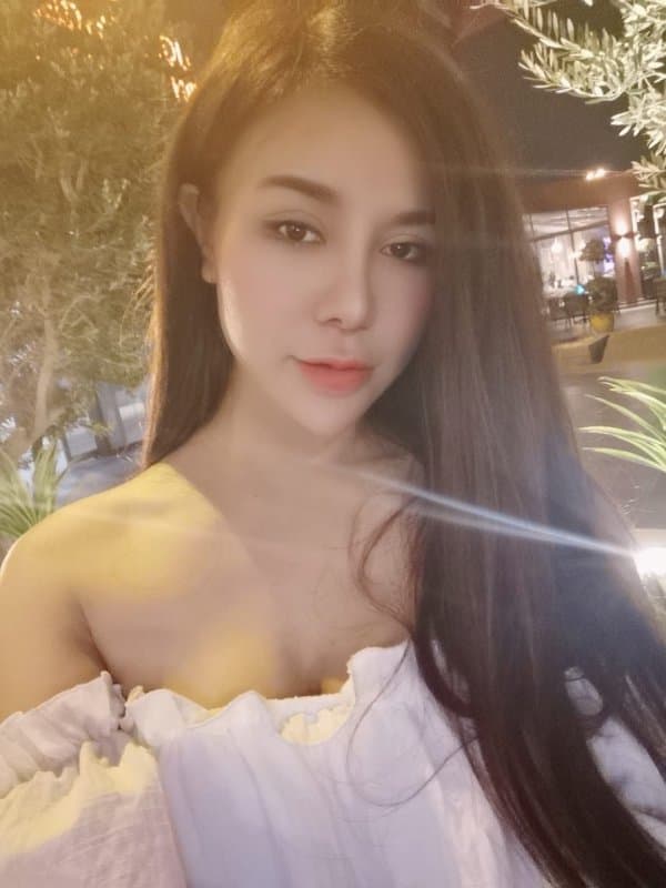 Ruby - escort photo 2 in Dubai