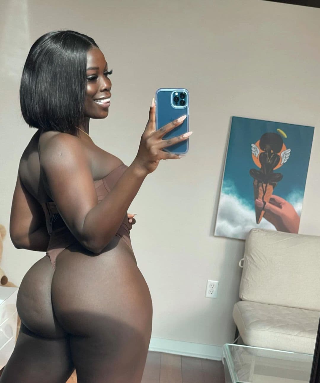 Ama - фото эскорт 4 в Dubai