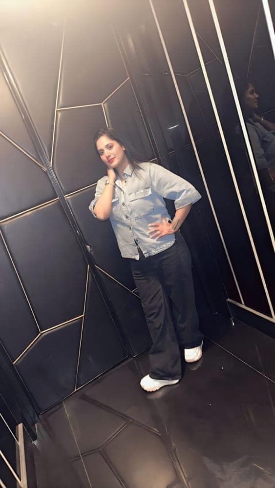 Divya - escort photo 3 in Dubai