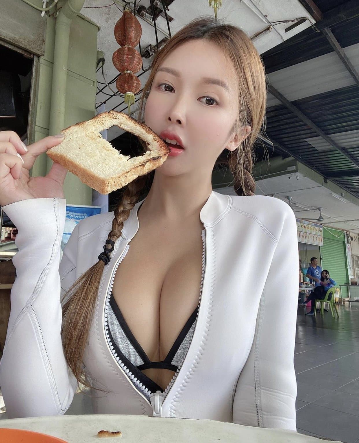 Apple - фото эскорт 8 в Dubai