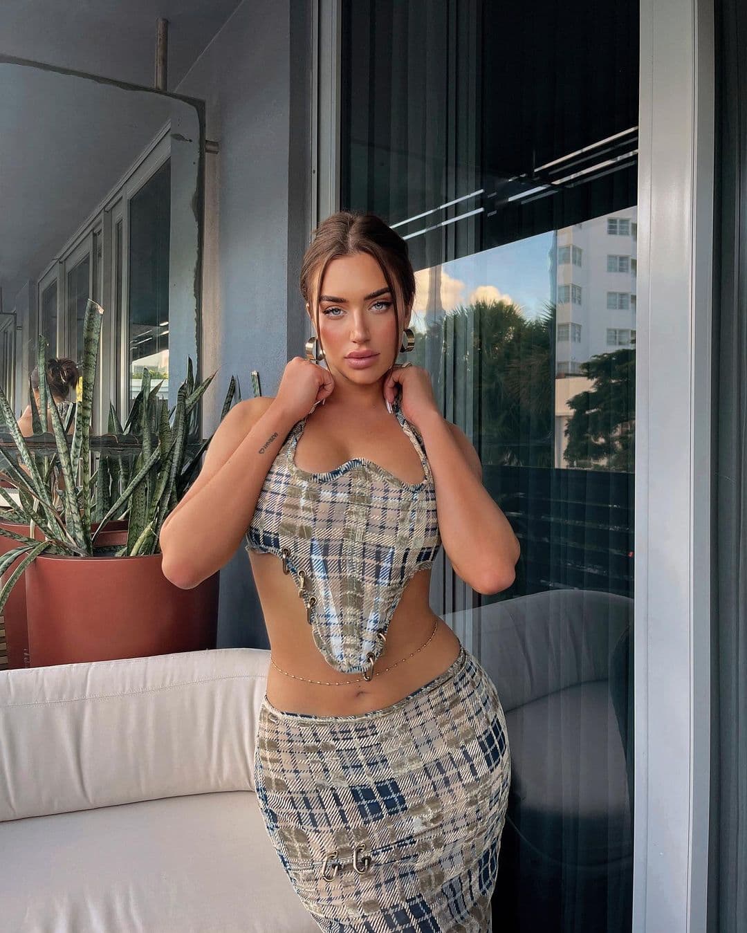 Sarah - escort photo 2 in Dubai