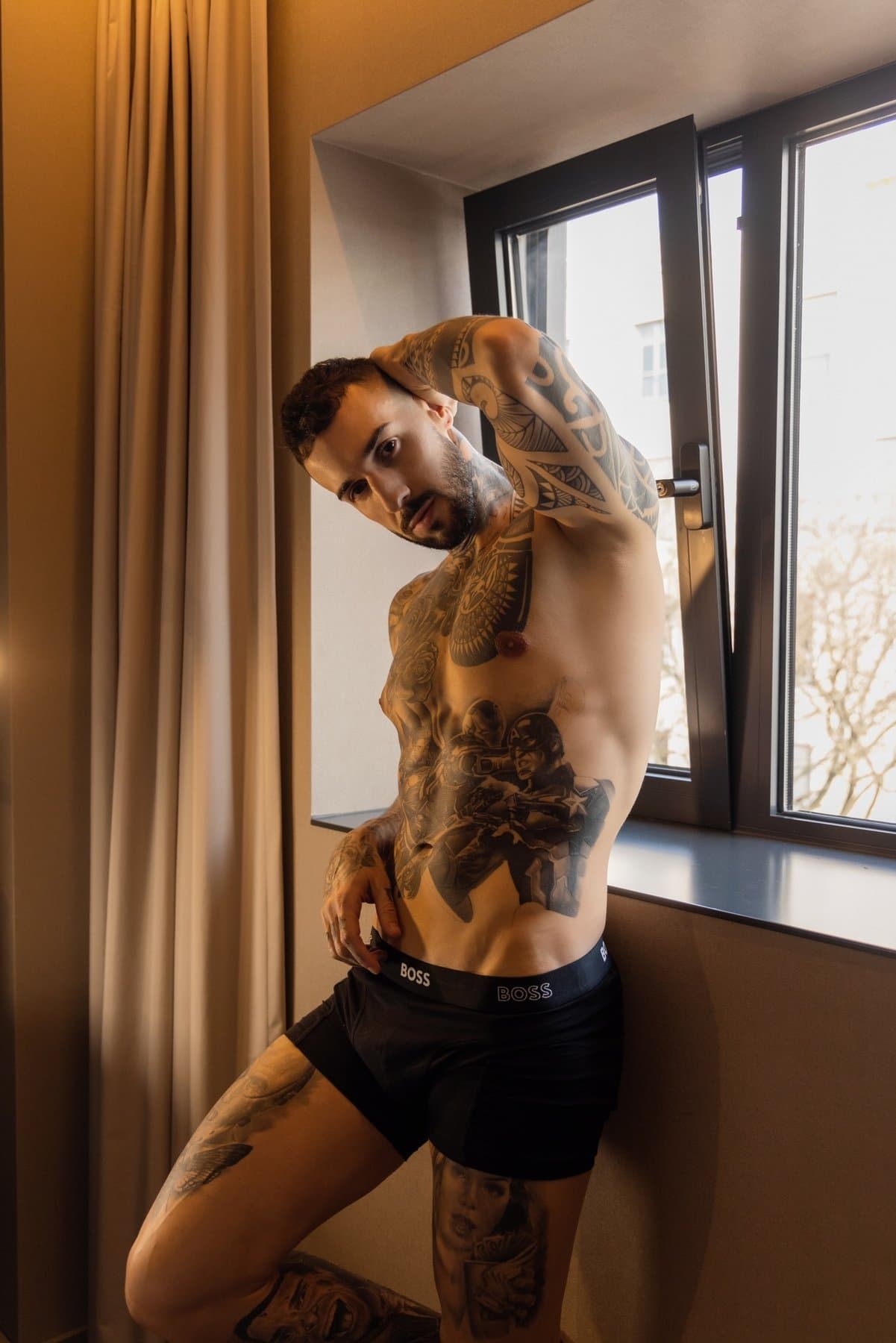 Pedro - escort photo 6 in Dubai