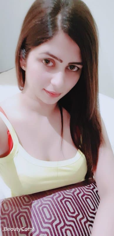 Indian Model Alia Bhat - фото эскорт 3 в Dubai