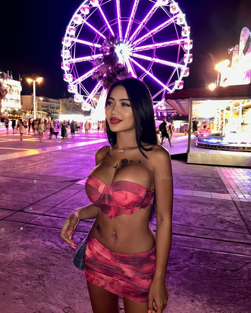 Serena - фото эскорт 11 в Dubai