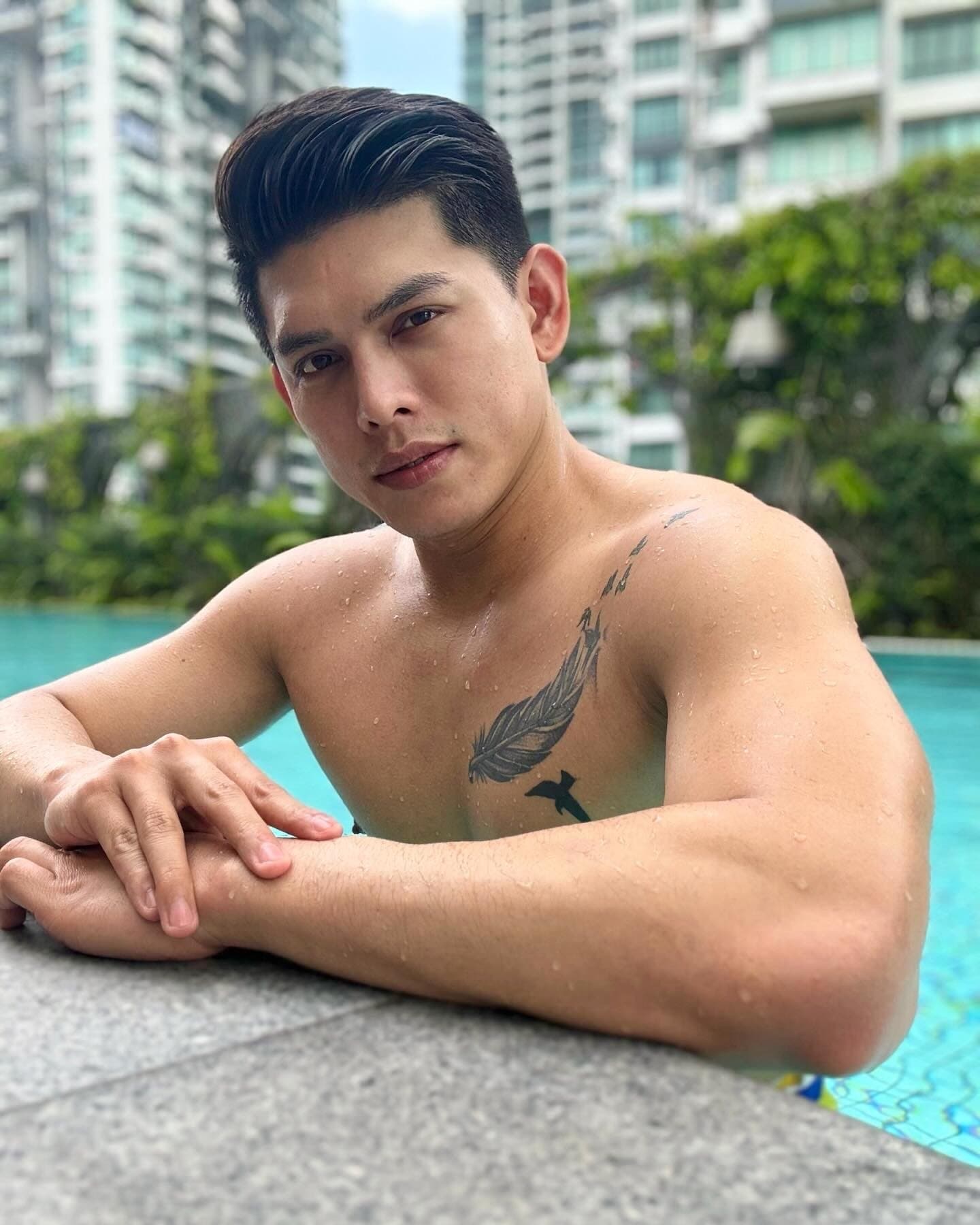Lukas - escort photo 12 in Dubai