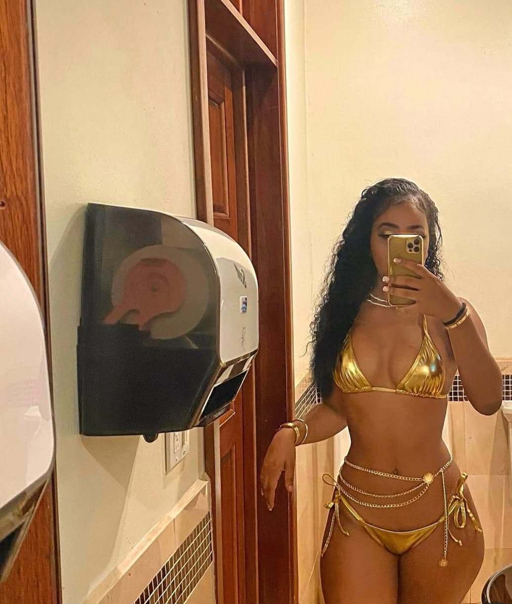 Cendy - escort photo 1 in Dubai