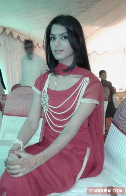 SAKSHI-indian Escorts - фото эскорт 31 в Dubai