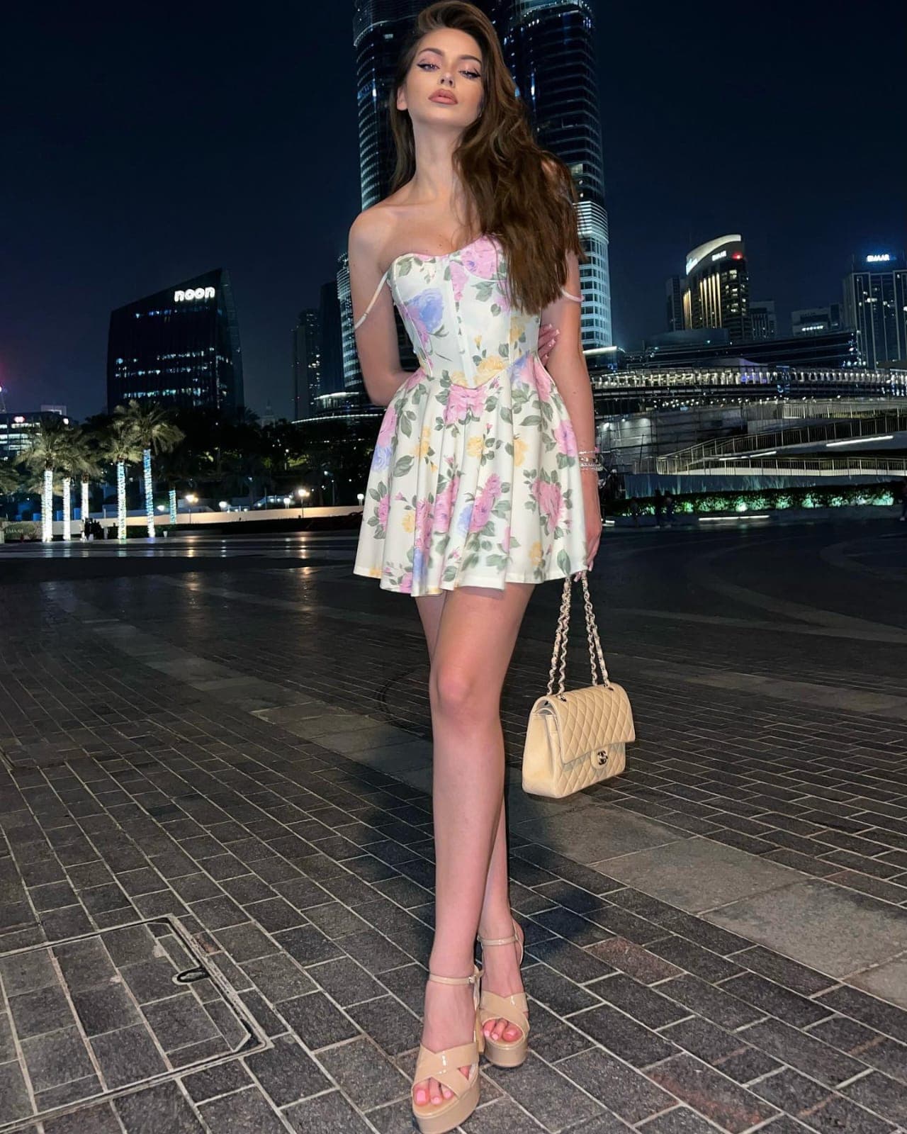 Lousi Elis - фото эскорт 4 в Dubai