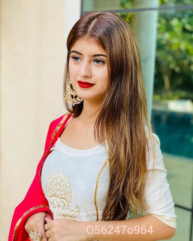 Anika Khan - صورة