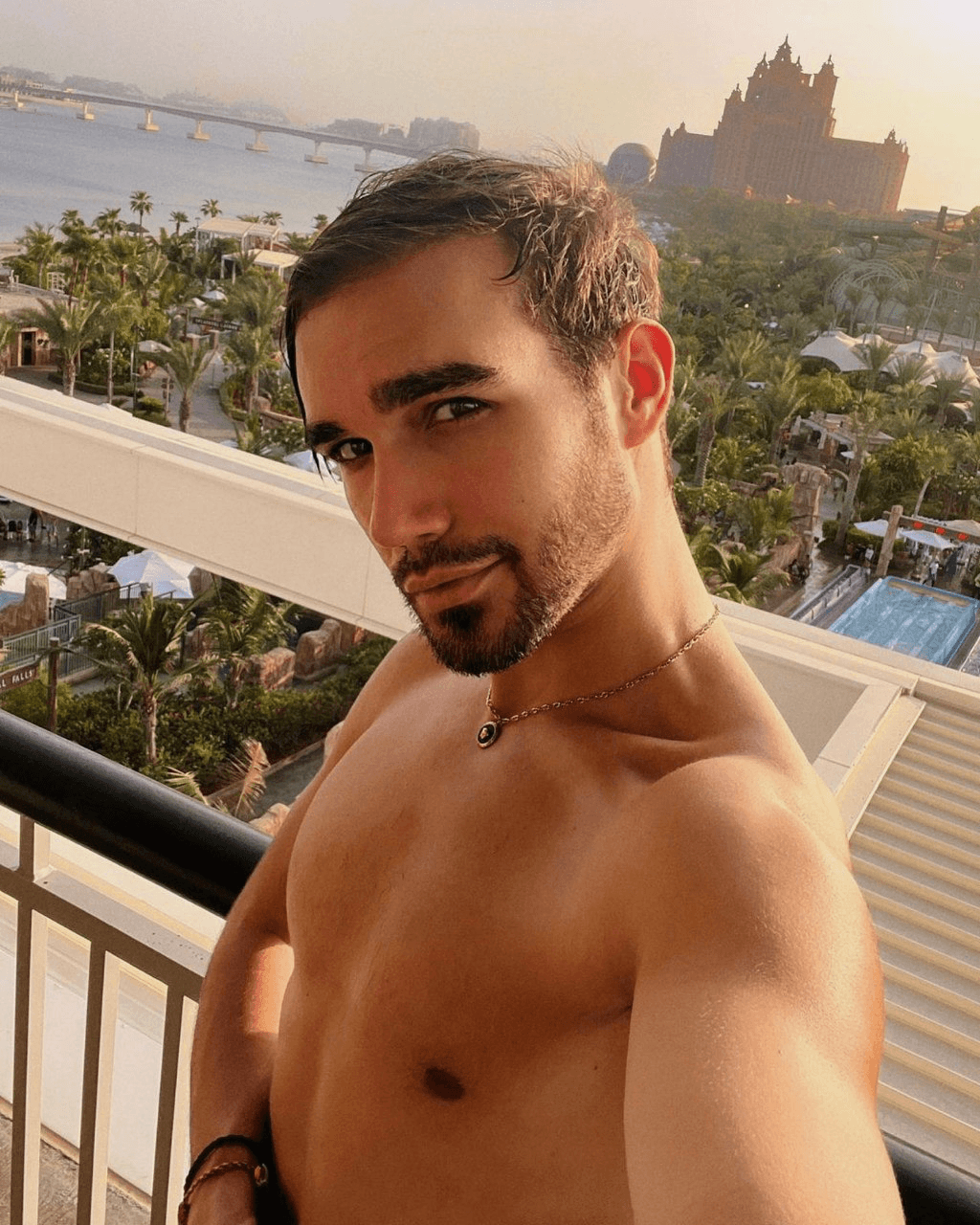 Anton - escort photo 5 in Dubai