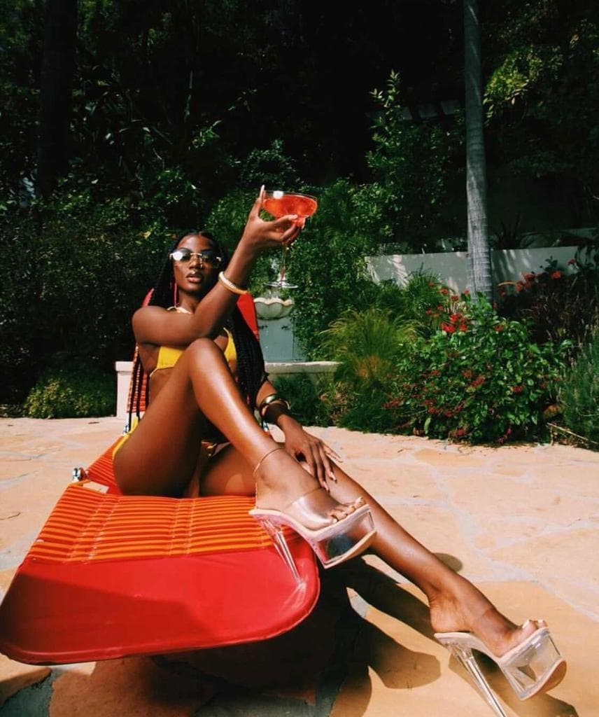 Anna - фото эскорт 1 в Dubai