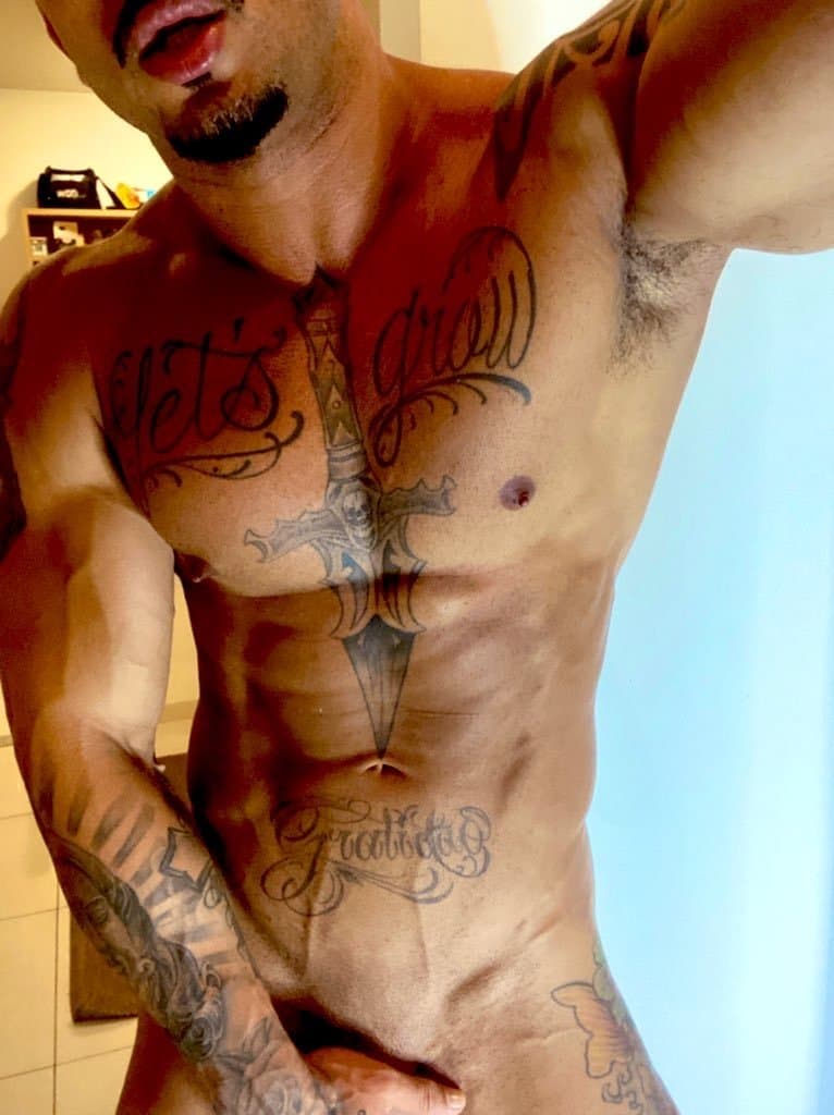 Dominic - escort photo 8 in Dubai