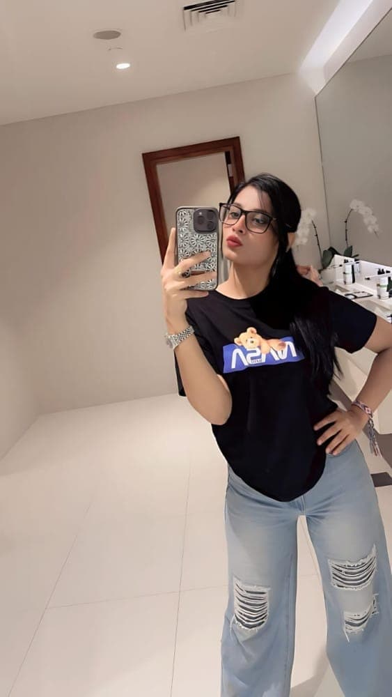 Arti - escort photo 1 in Dubai