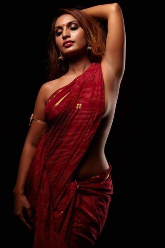 MRS.MERLINE - صورة مرافقة 1 في Dubai