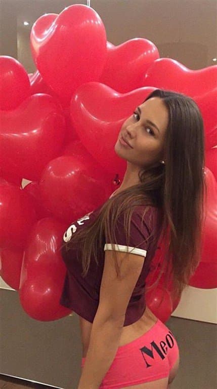 Vanessa - escort photo 13 in Dubai