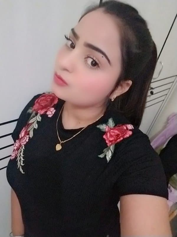 MAHI - escort photo 2 in Dubai