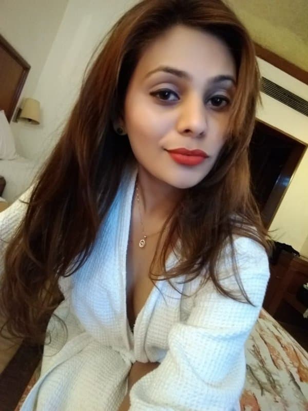 Saumya Sharma - escort photo 3 in Dubai