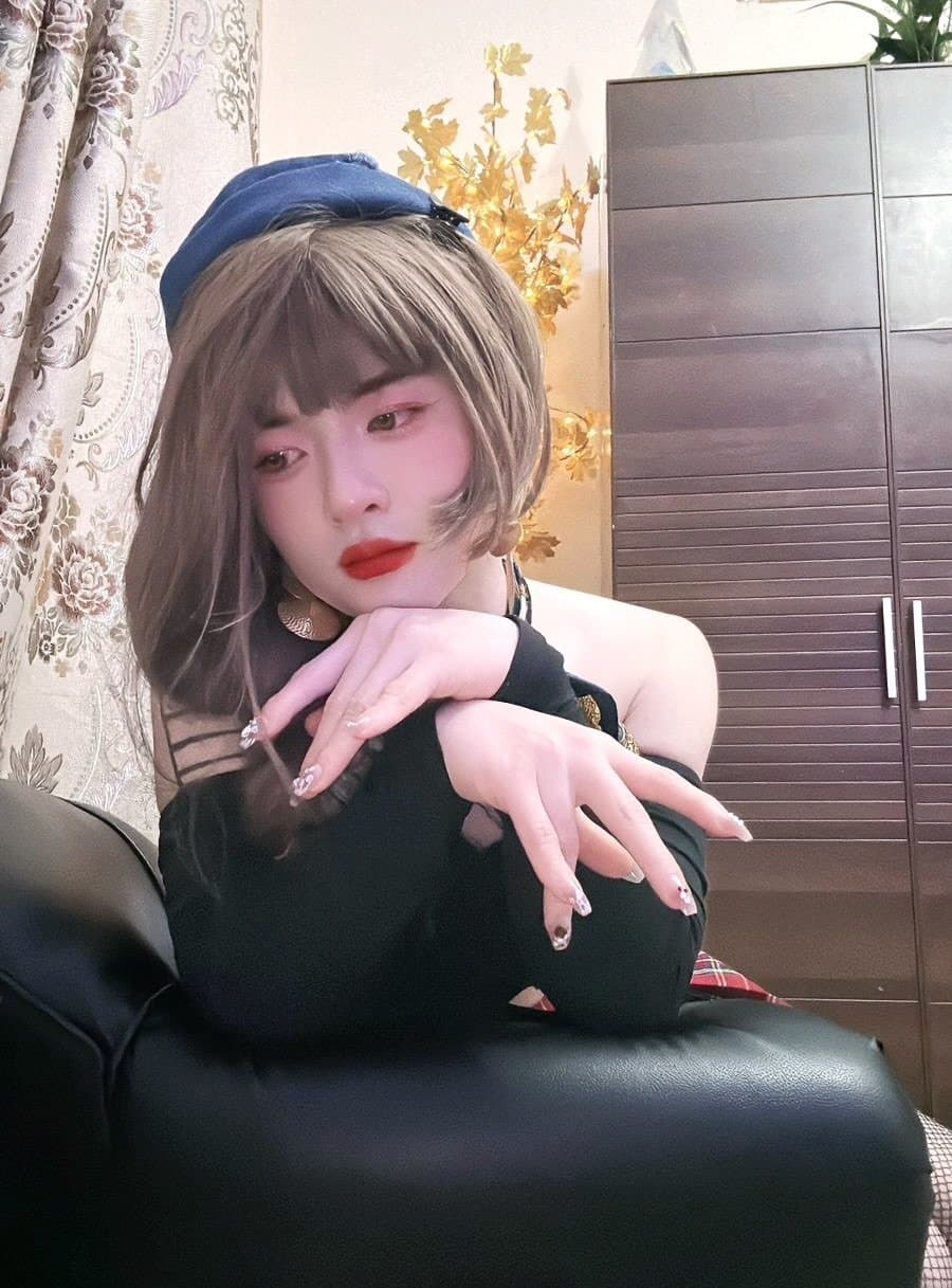 Lona Cross Dress - escort photo 15 in Dubai
