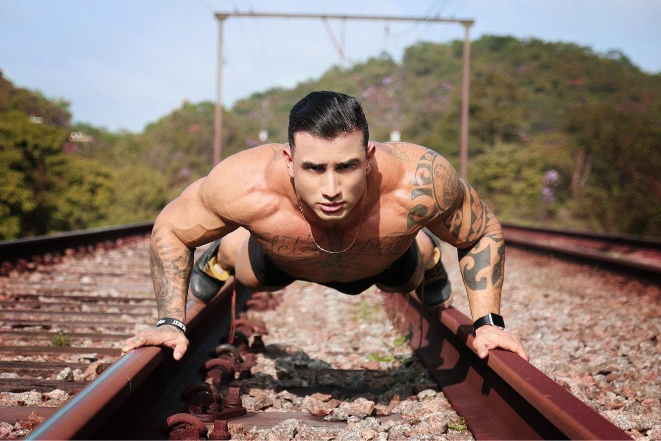 Dominic - escort photo 20 in Dubai