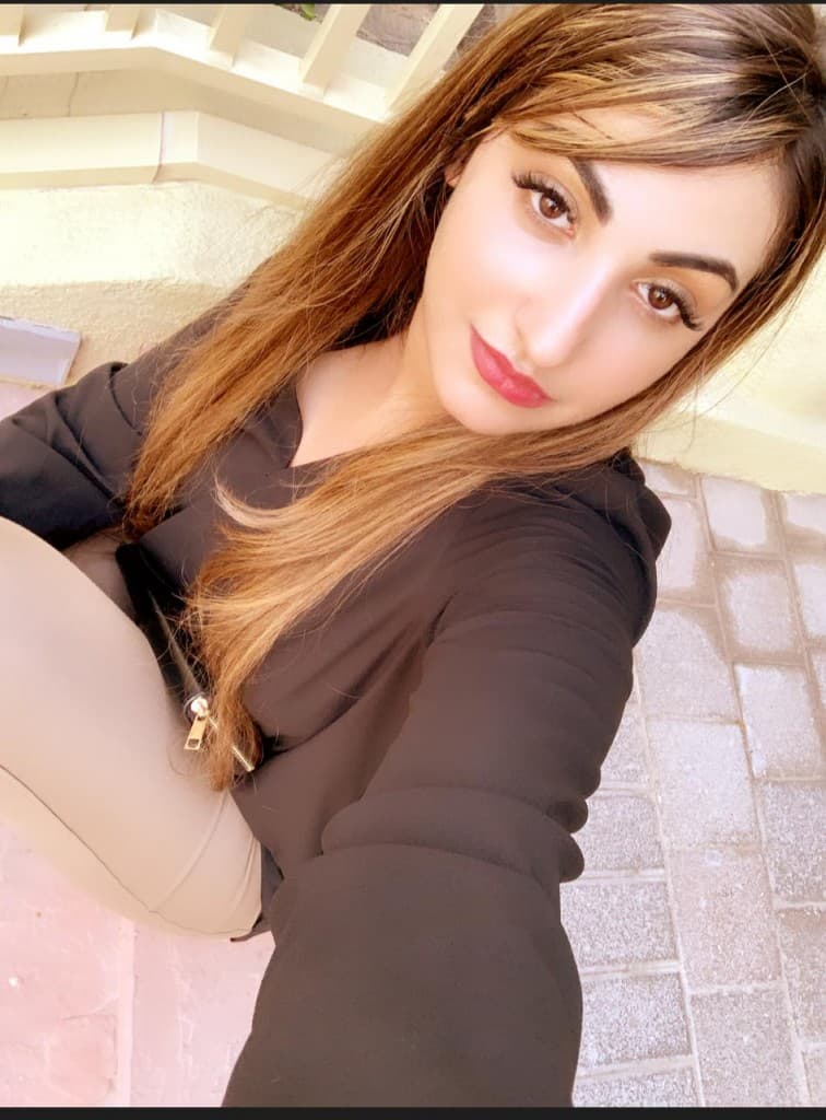 Laila - escort photo 20 in Dubai