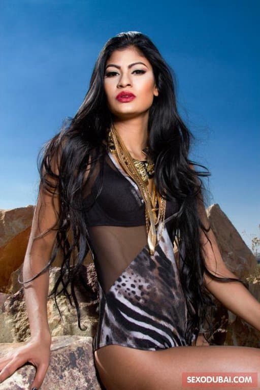 SAKSHI-indian Escorts - фото эскорт 46 в Dubai