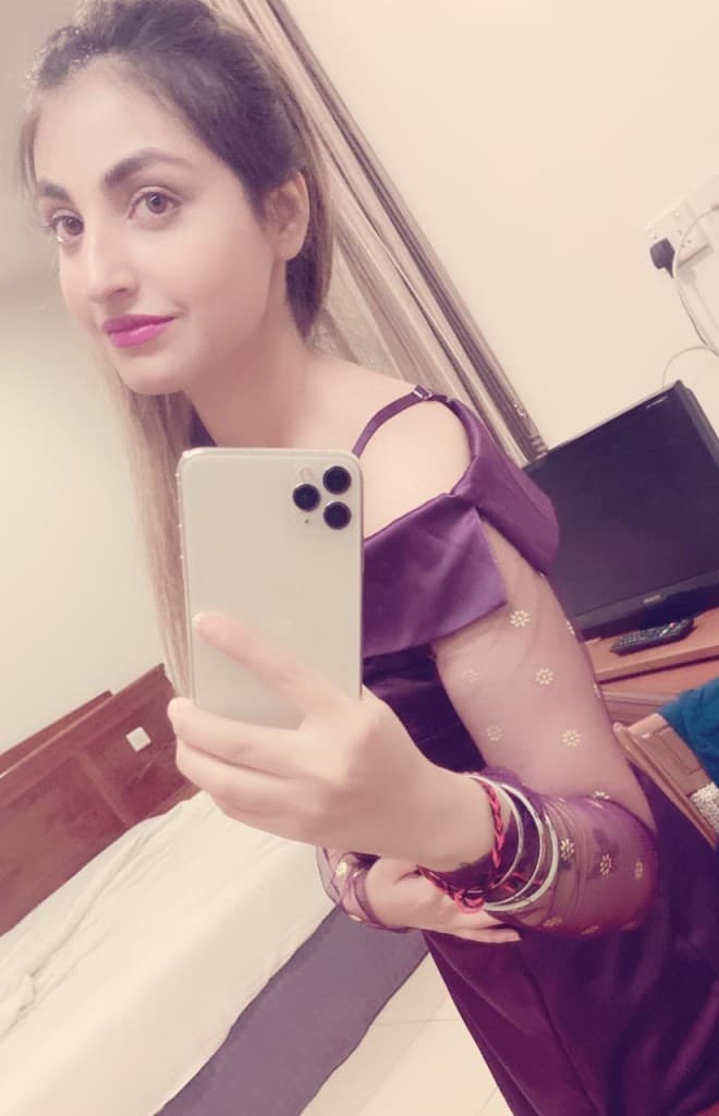 Laila - escort photo 12 in Dubai